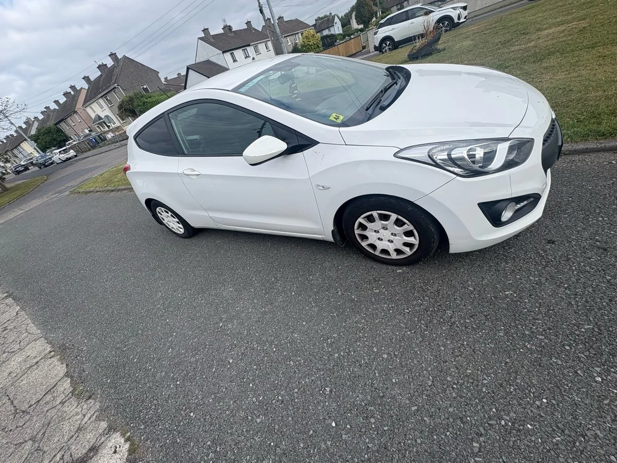 Commercial car/ van - Image 2