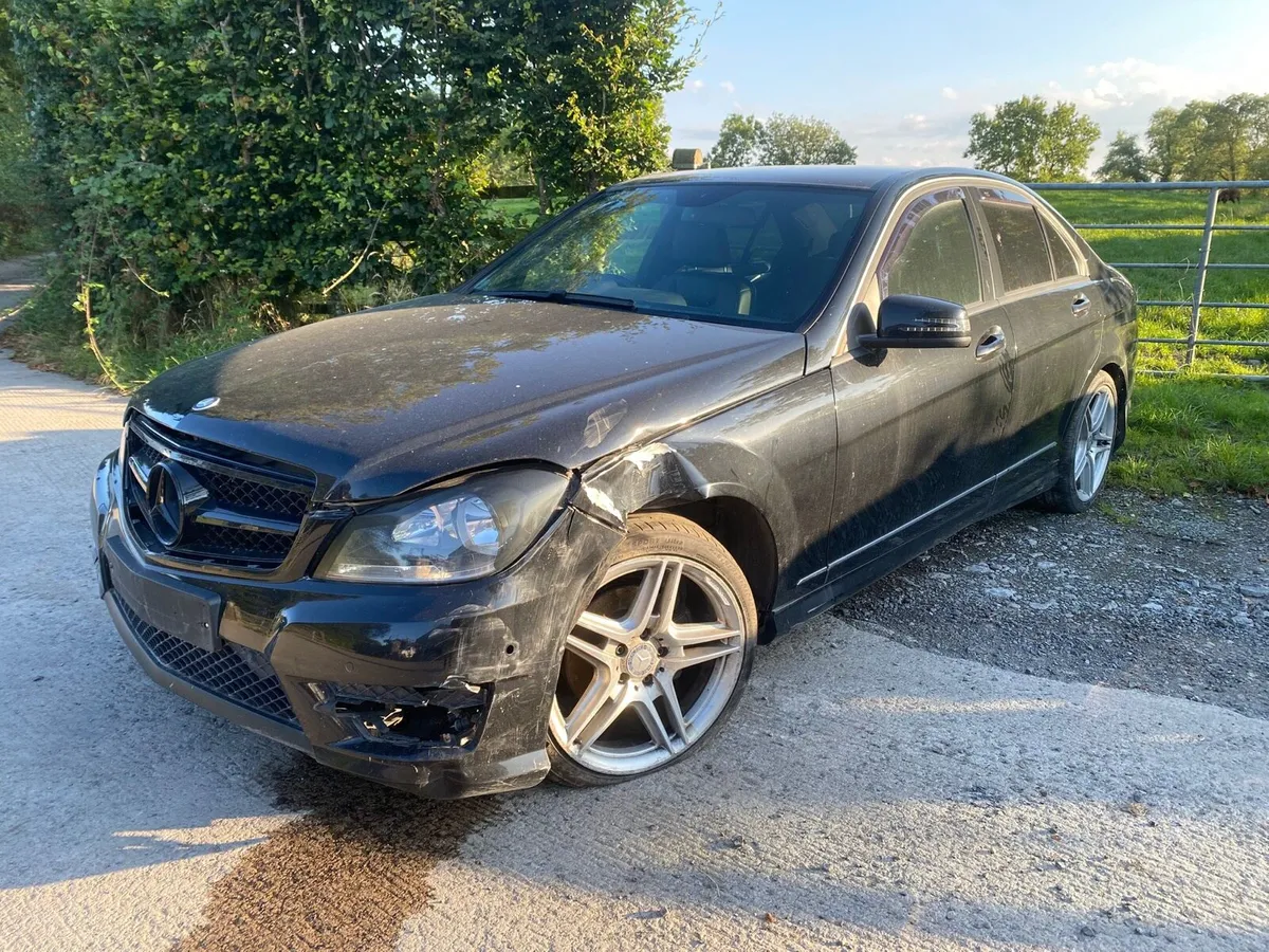 2013 Mercedes ccclass c220 ⚠️BREAKING FOR PARTS⚠️ - Image 2