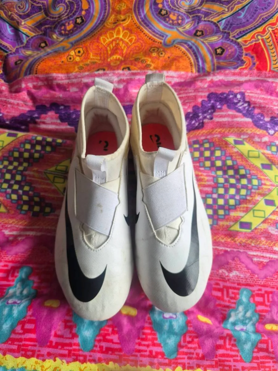Trainers - Image 2