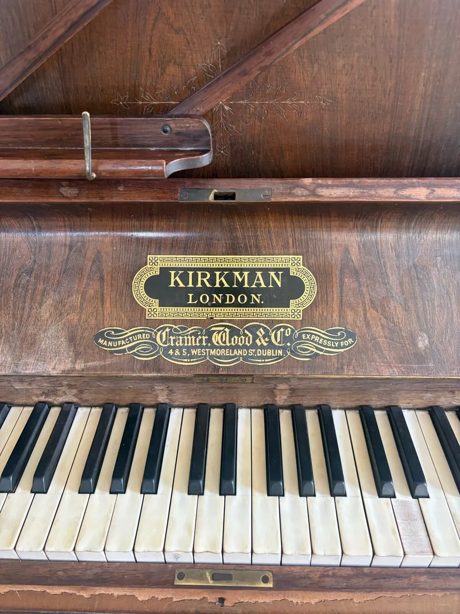 Piano - Image 2