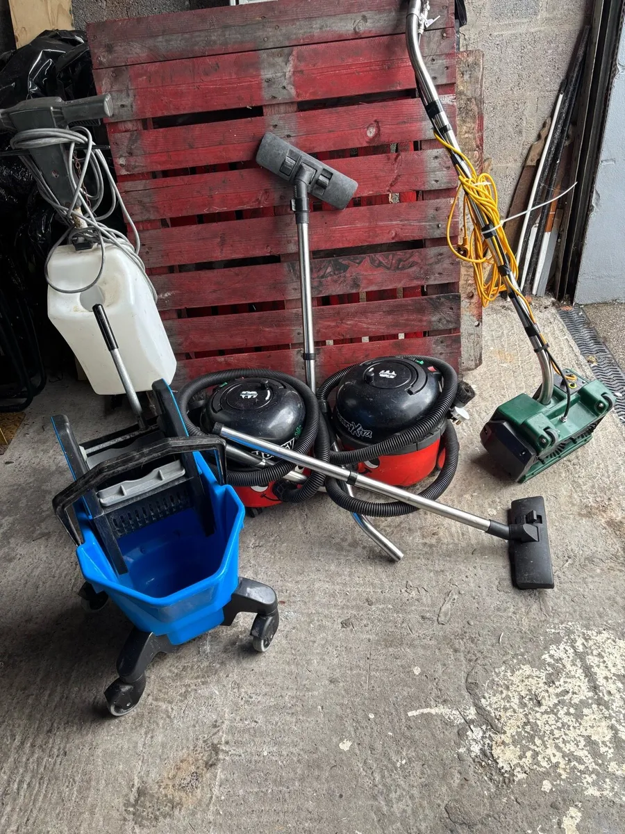 Cleaning Equipment - Image 1