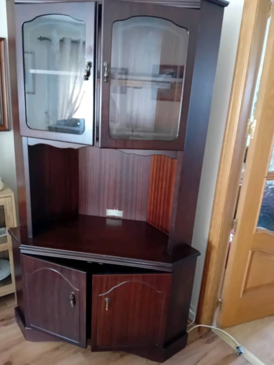 Mahogany corner cabinet and coffee table - Image 4