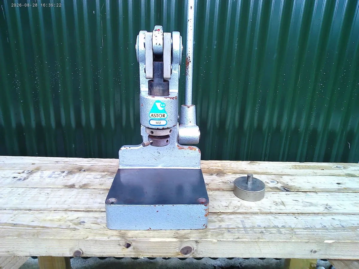 Press Machine - Image 3