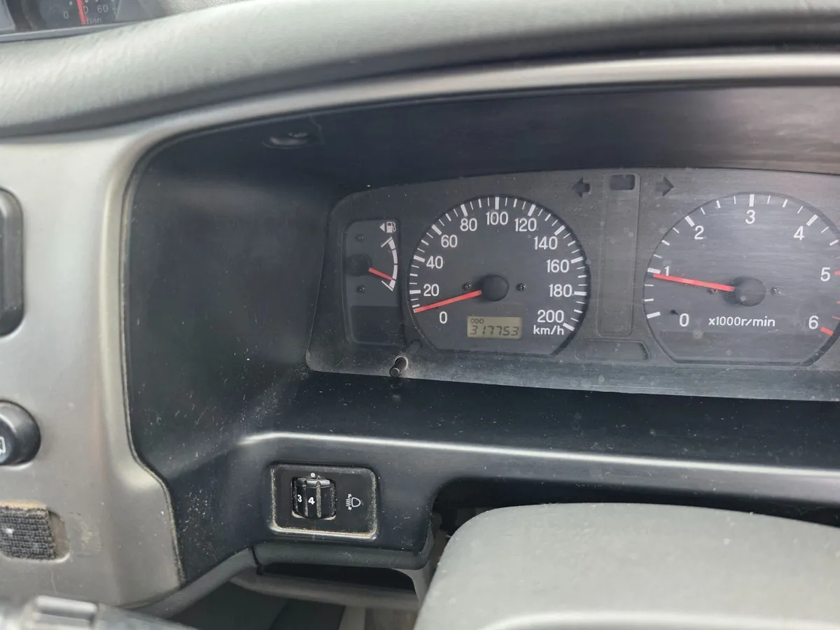 Mitsubishi Pajero 2005 - Image 3