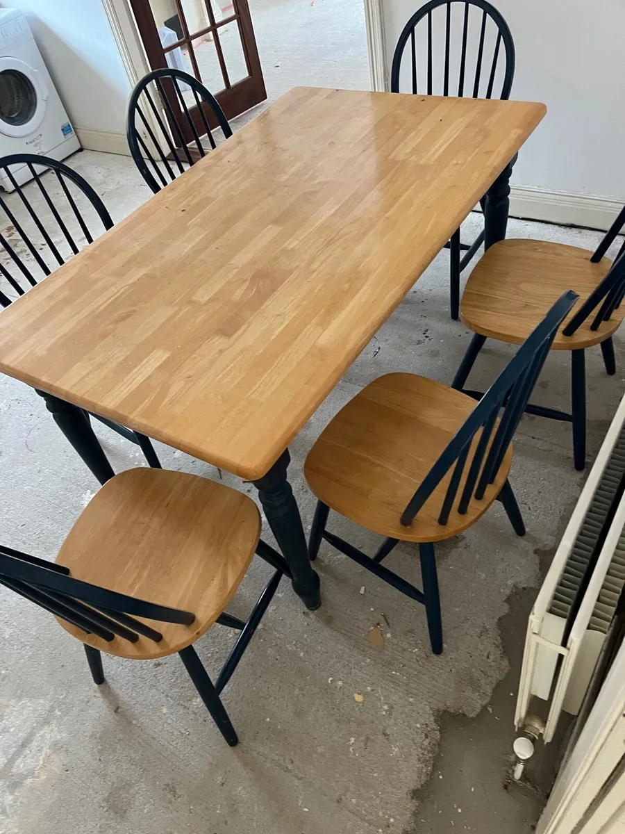 Table and chairs FREE - Image 3