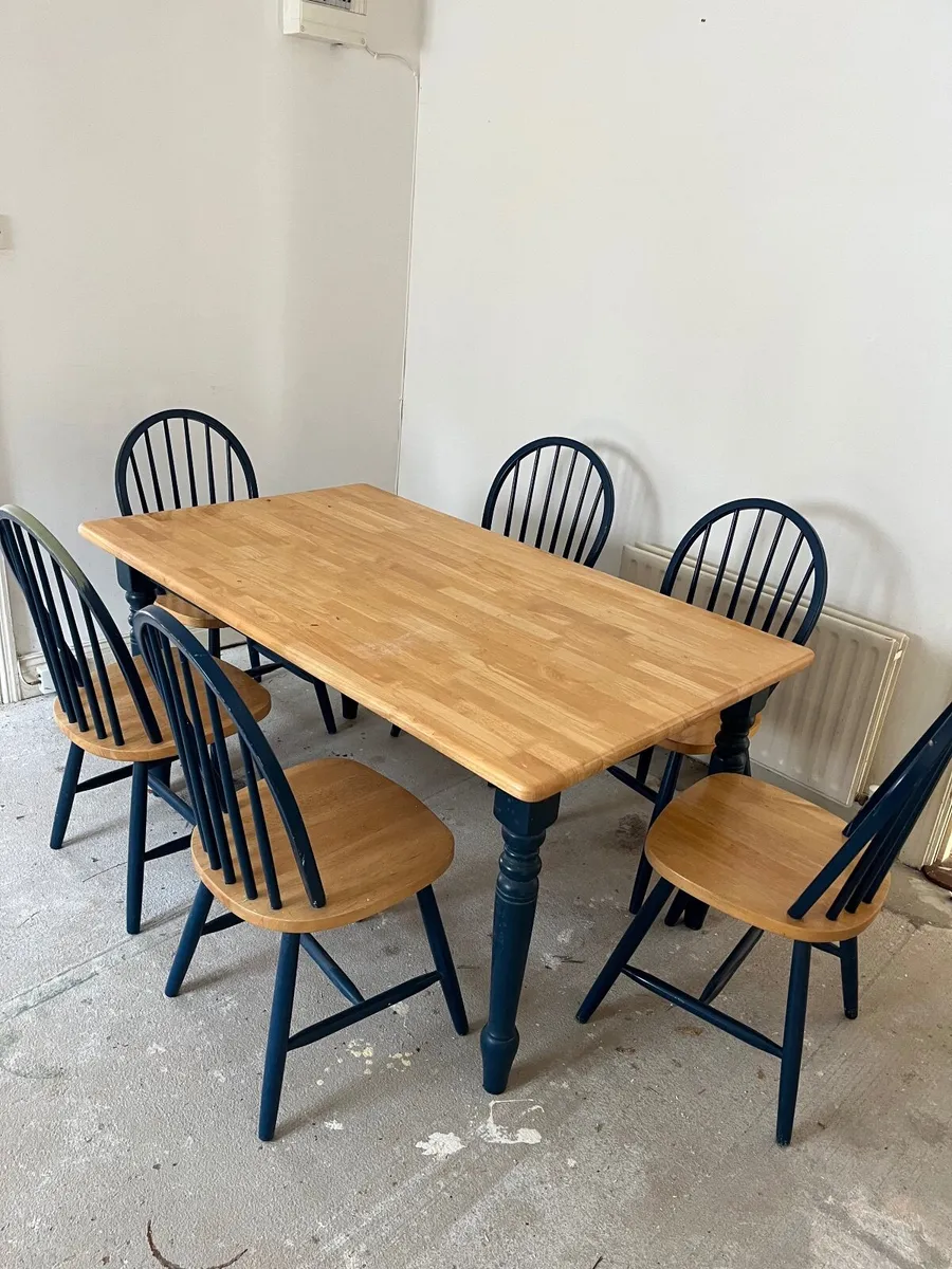Table and chairs FREE - Image 1