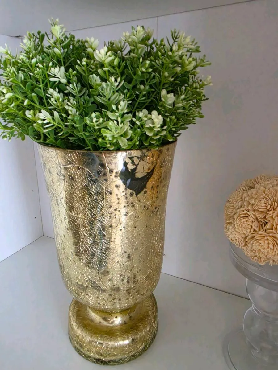 Gold  crackle Vase with artificial plant - Image 3