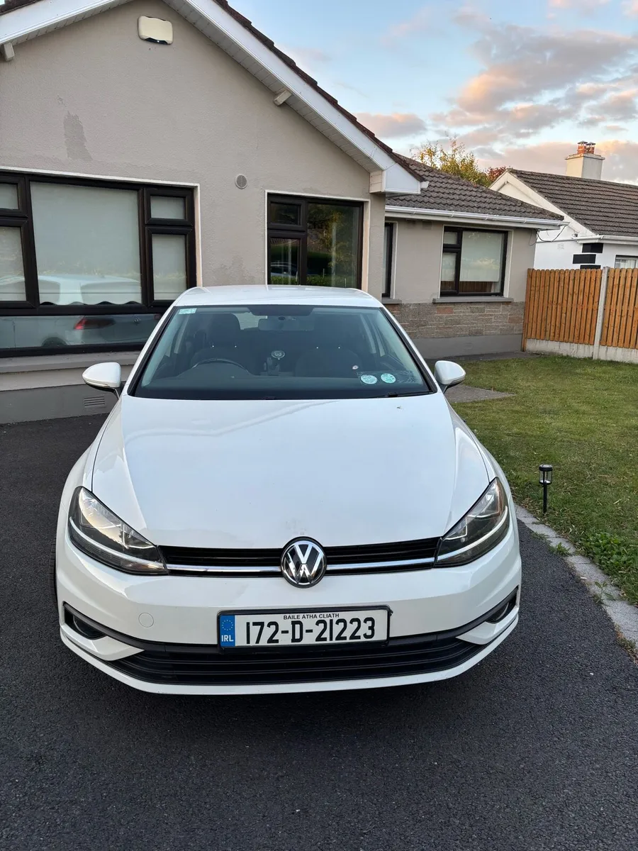 172 Volkswagen golf - Image 2