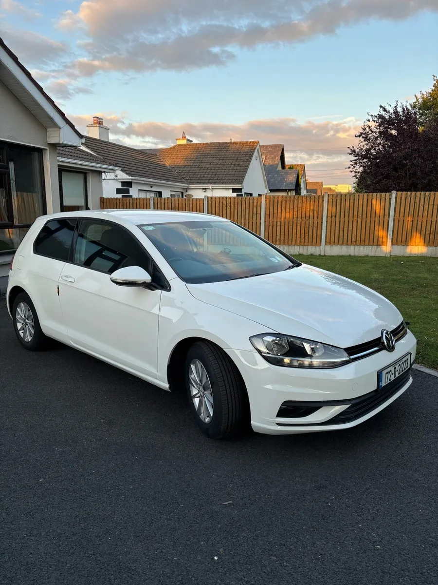 172 Volkswagen golf - Image 3