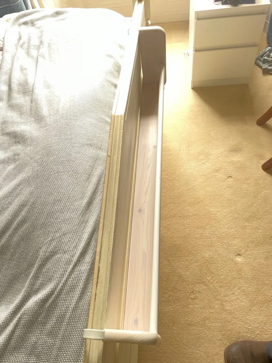 Book shelf - Image 4