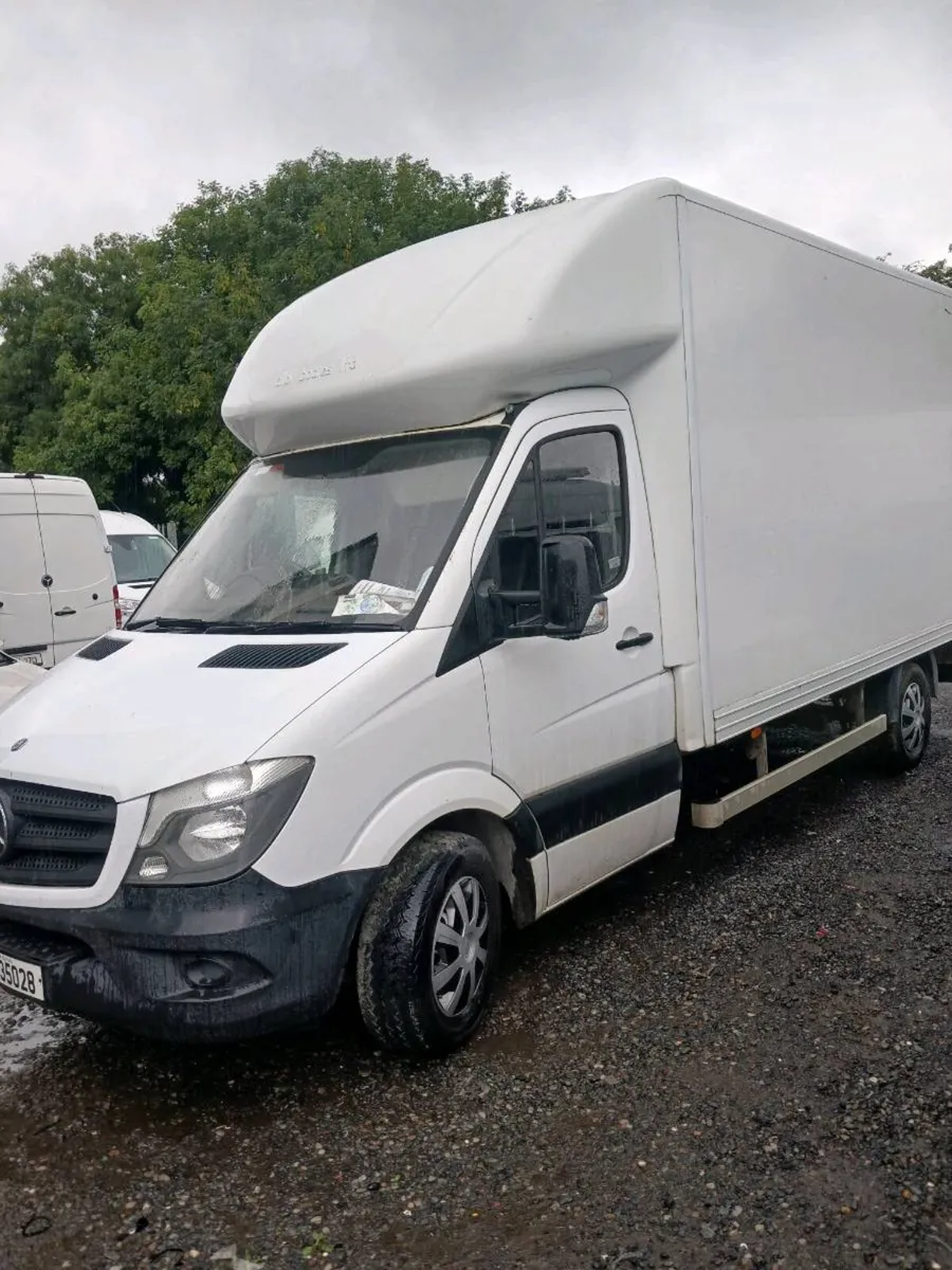 Mercedes Sprinter 2015 - Image 2