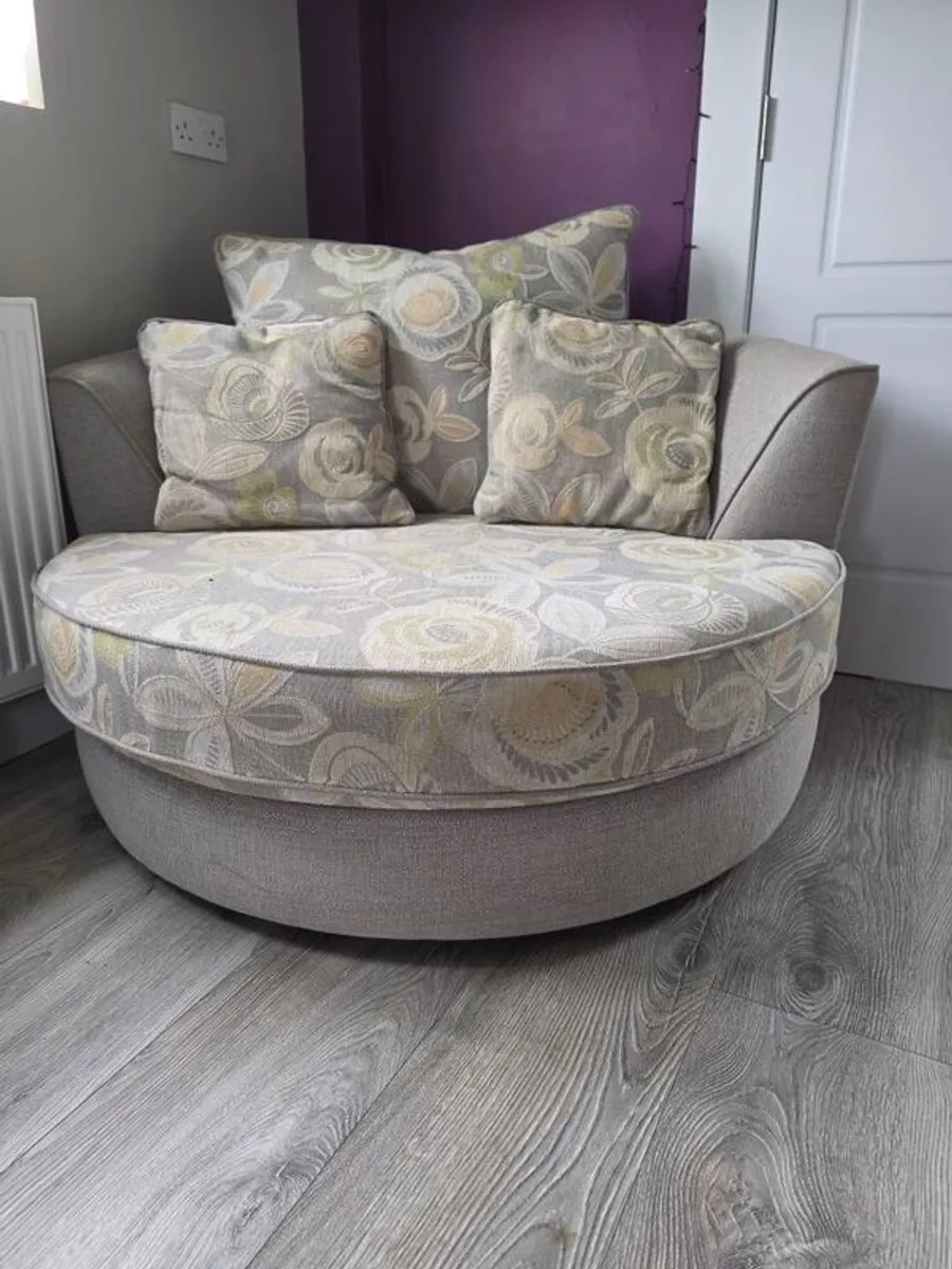 Swivel Armchair - Image 1