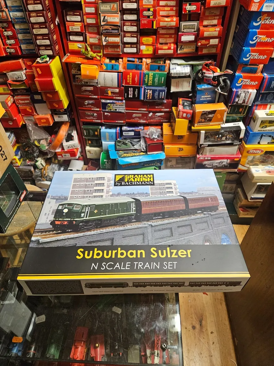 Hornby Graham Farish N Gauge Train set - Image 1