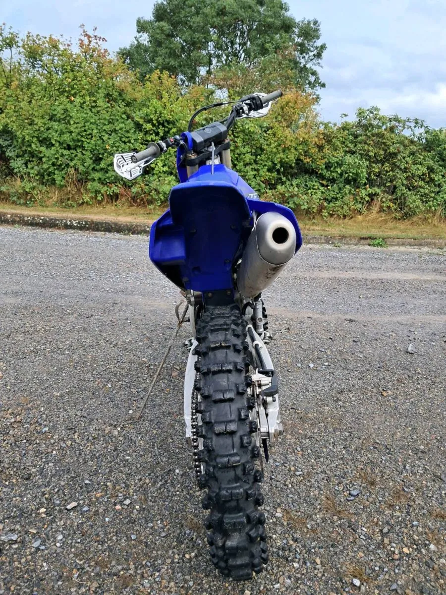 Yamaha yz250f 2023 - Image 4