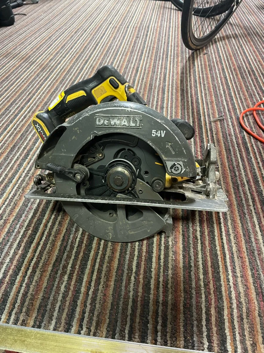 DeWalt Circular Saw DCS578 - Image 3
