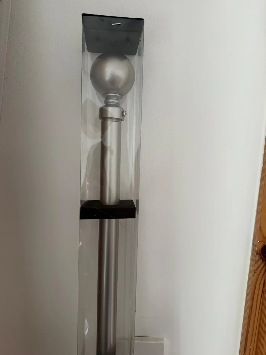 Curtain pole - Image 2