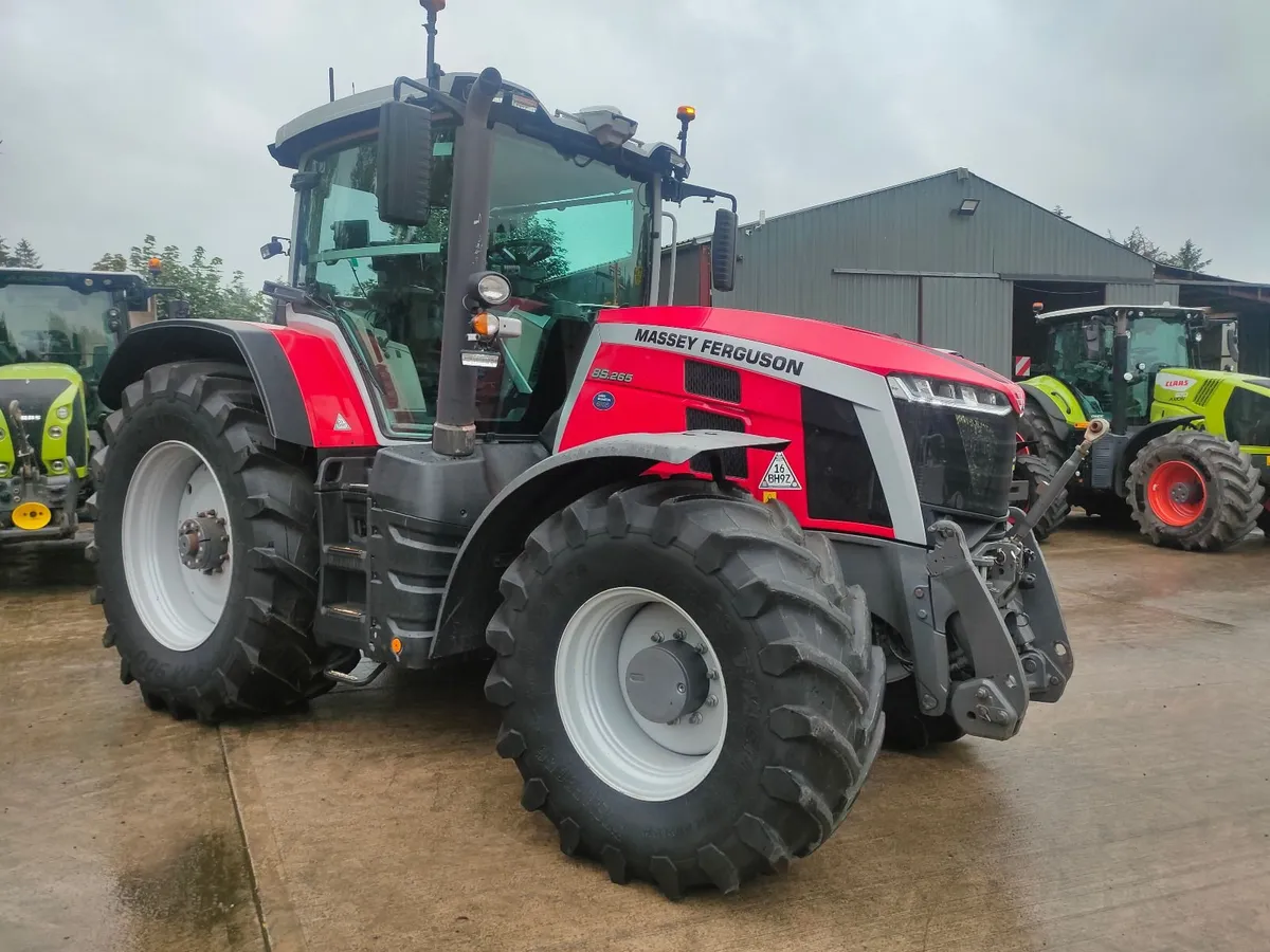 Massey Ferguson 8s 265 dyna VT vario - Image 3