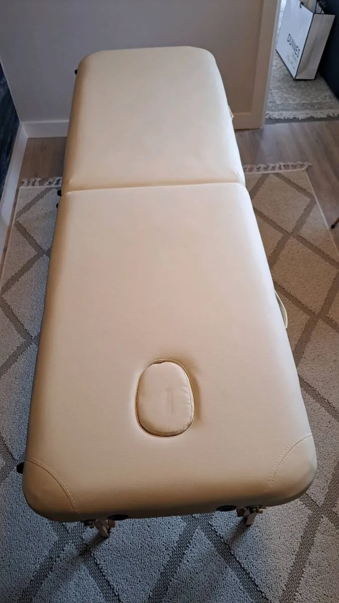 Massage table - Image 3
