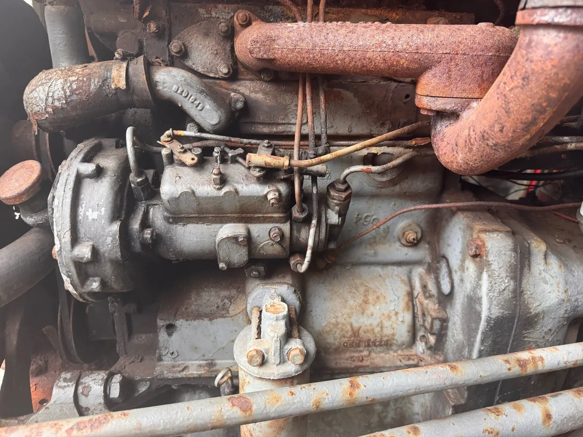 Massey Ferguson 35 Engine - Image 3