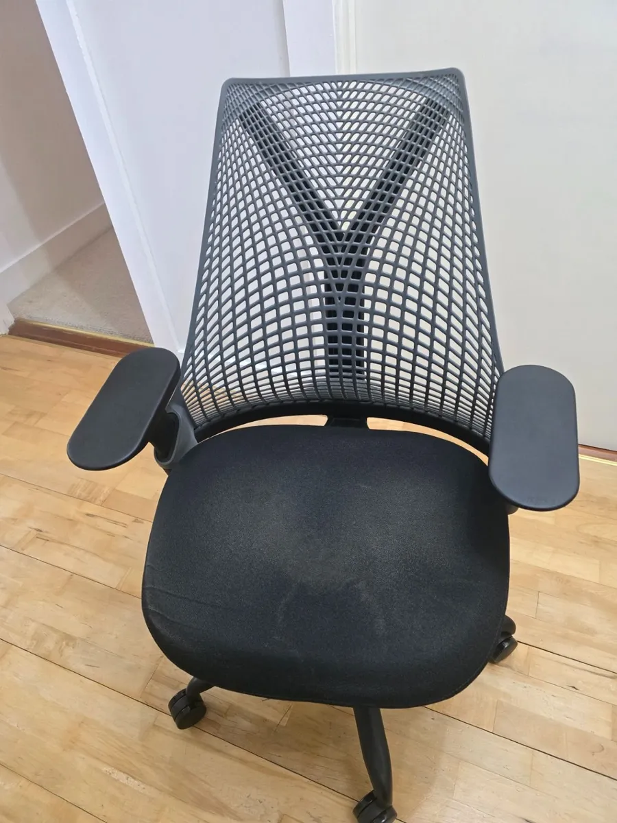 Herman Miller Mirra 2 Butterfly Chair - Image 1