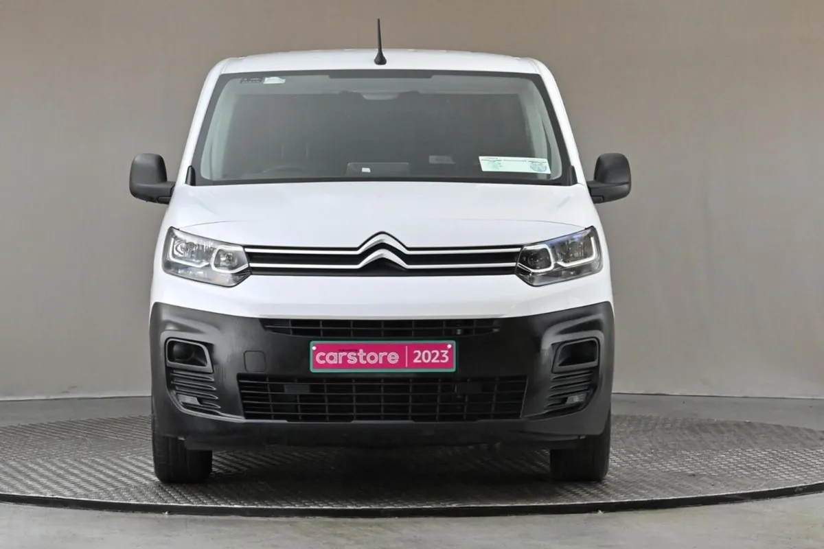 Citroen Berlingo 1.5 X BLUEHDI 6SPD 3SEATER MWB 65 - Image 2