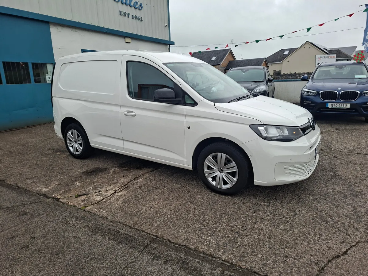 2022 VW Caddy TDI 75HP 6SPEED FWD €15950 inc vat - Image 2