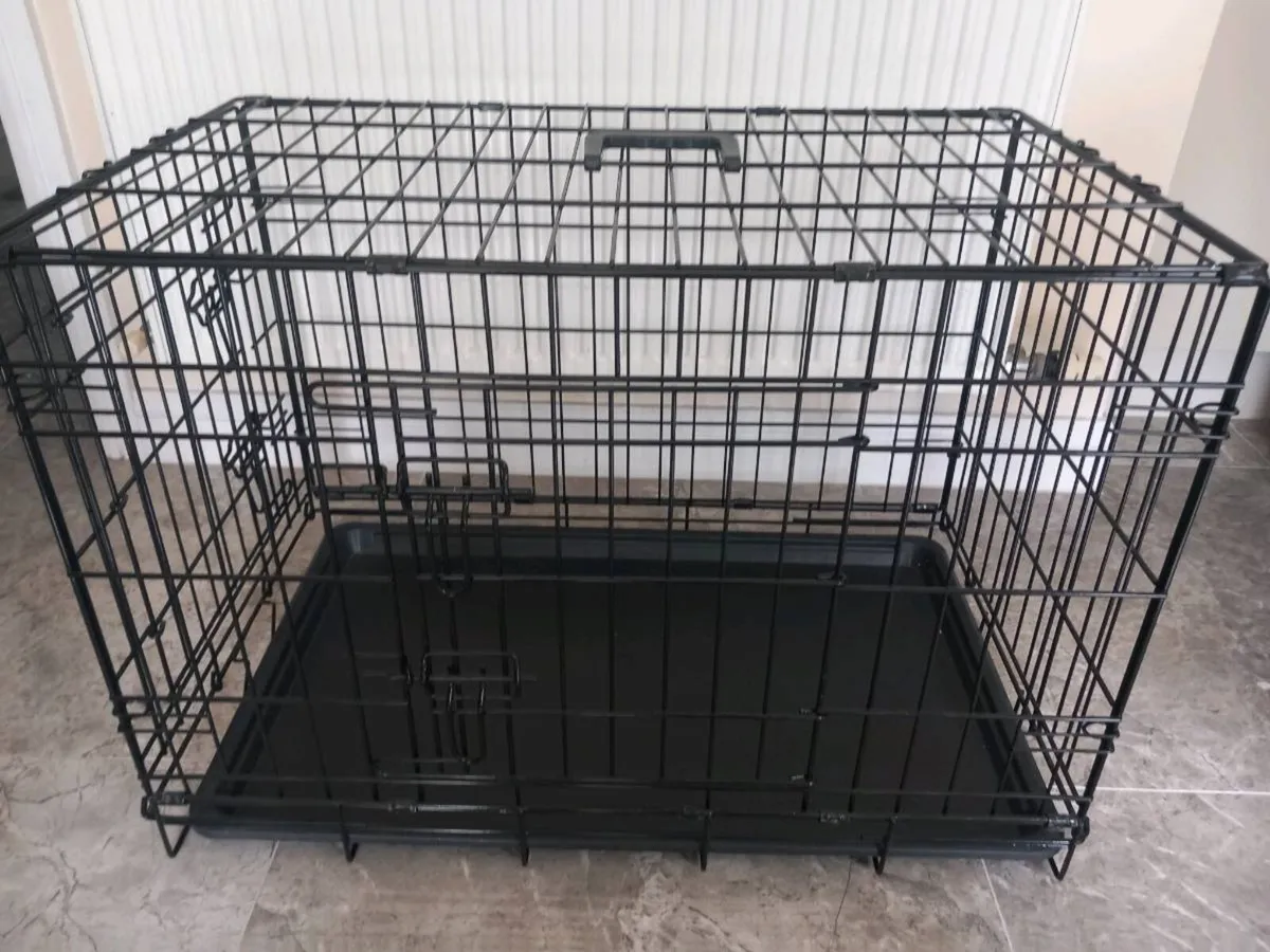 Medium dog travel crate - Image 1