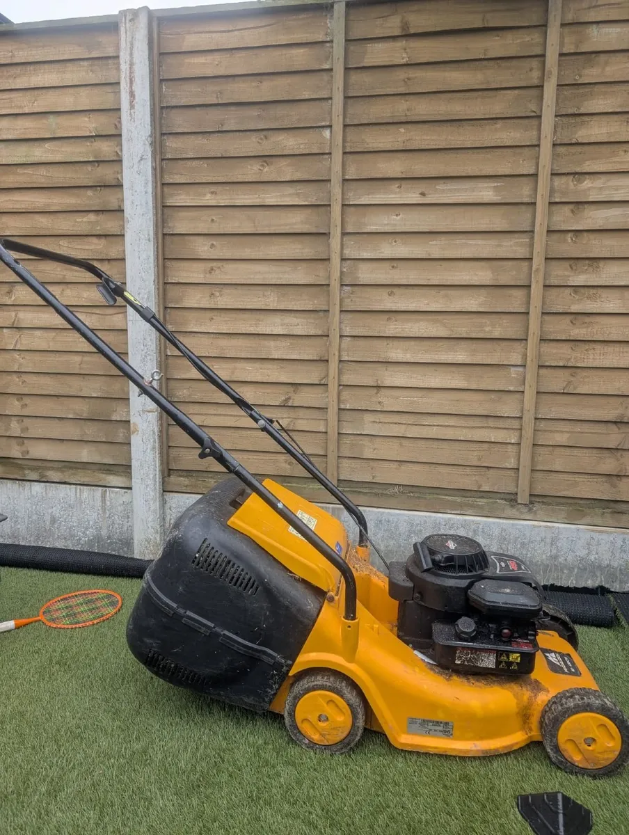Lawn mower - Image 2