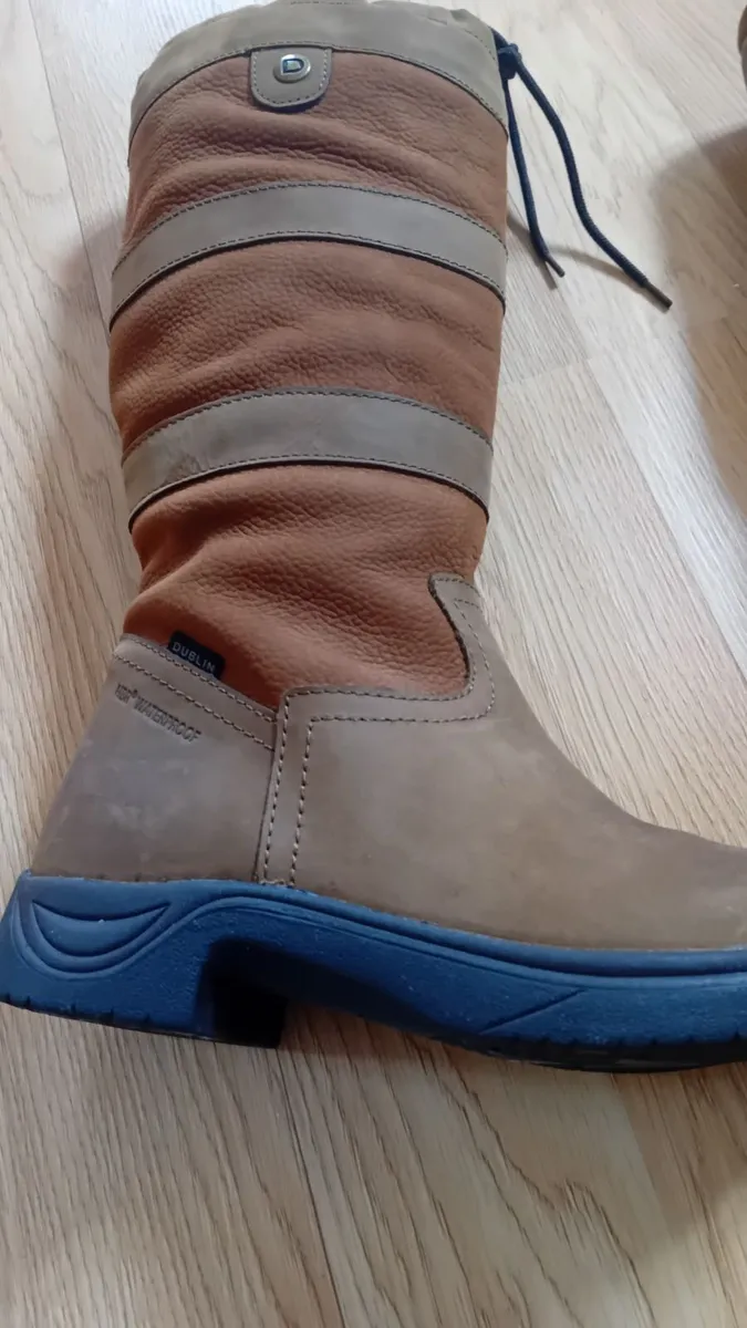 Shoes - Image 3