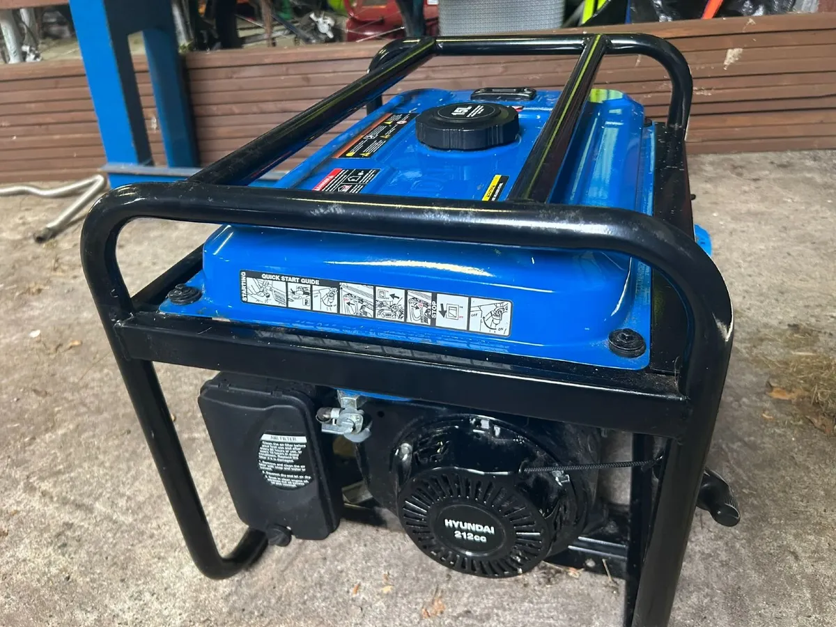 HYUNDAI 3.5KVA Petrol Generator - HY3000L - Image 2