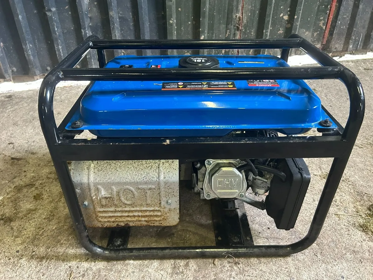 HYUNDAI 3.5KVA Petrol Generator - HY3000L - Image 4