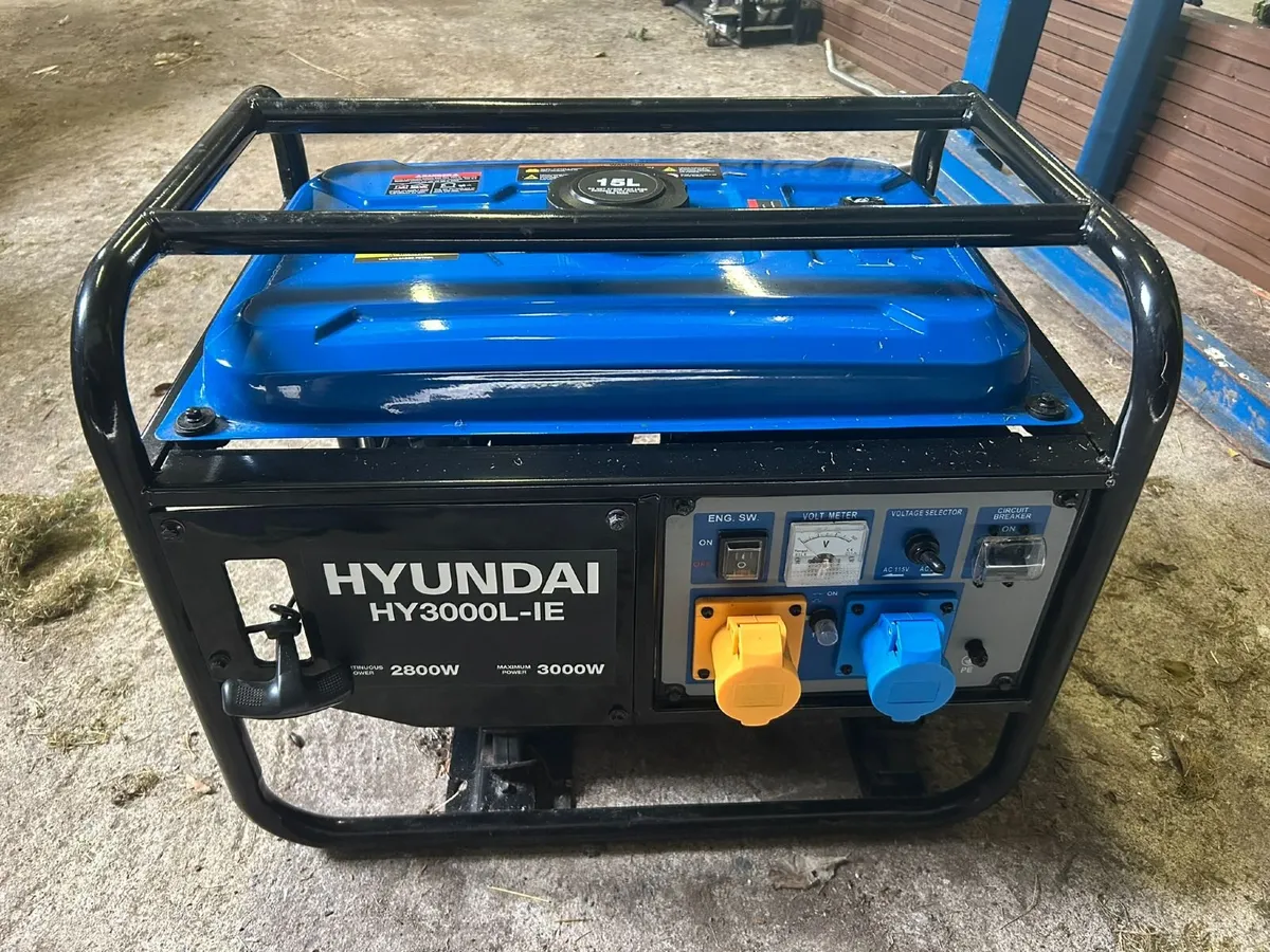 HYUNDAI 3.5KVA Petrol Generator - HY3000L - Image 1