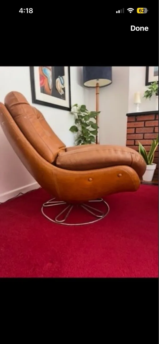 Leather swivel chair - Image 1