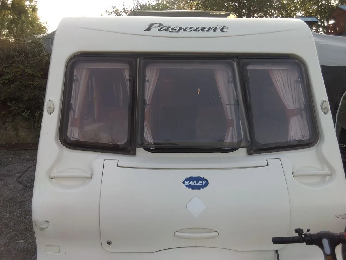 Bailey Pageant Caravan - Image 3