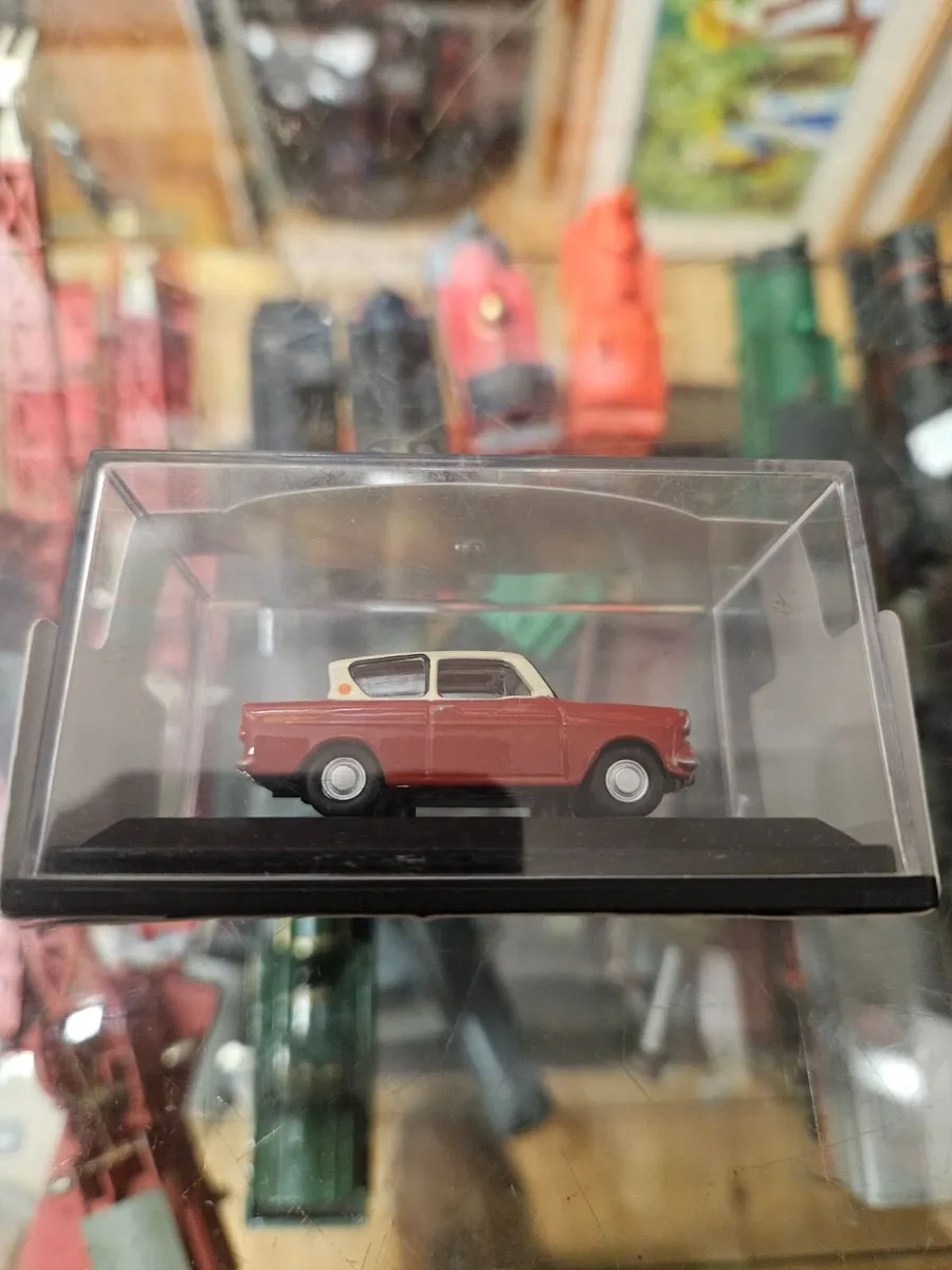 Corgi Oxford Ford Anglia