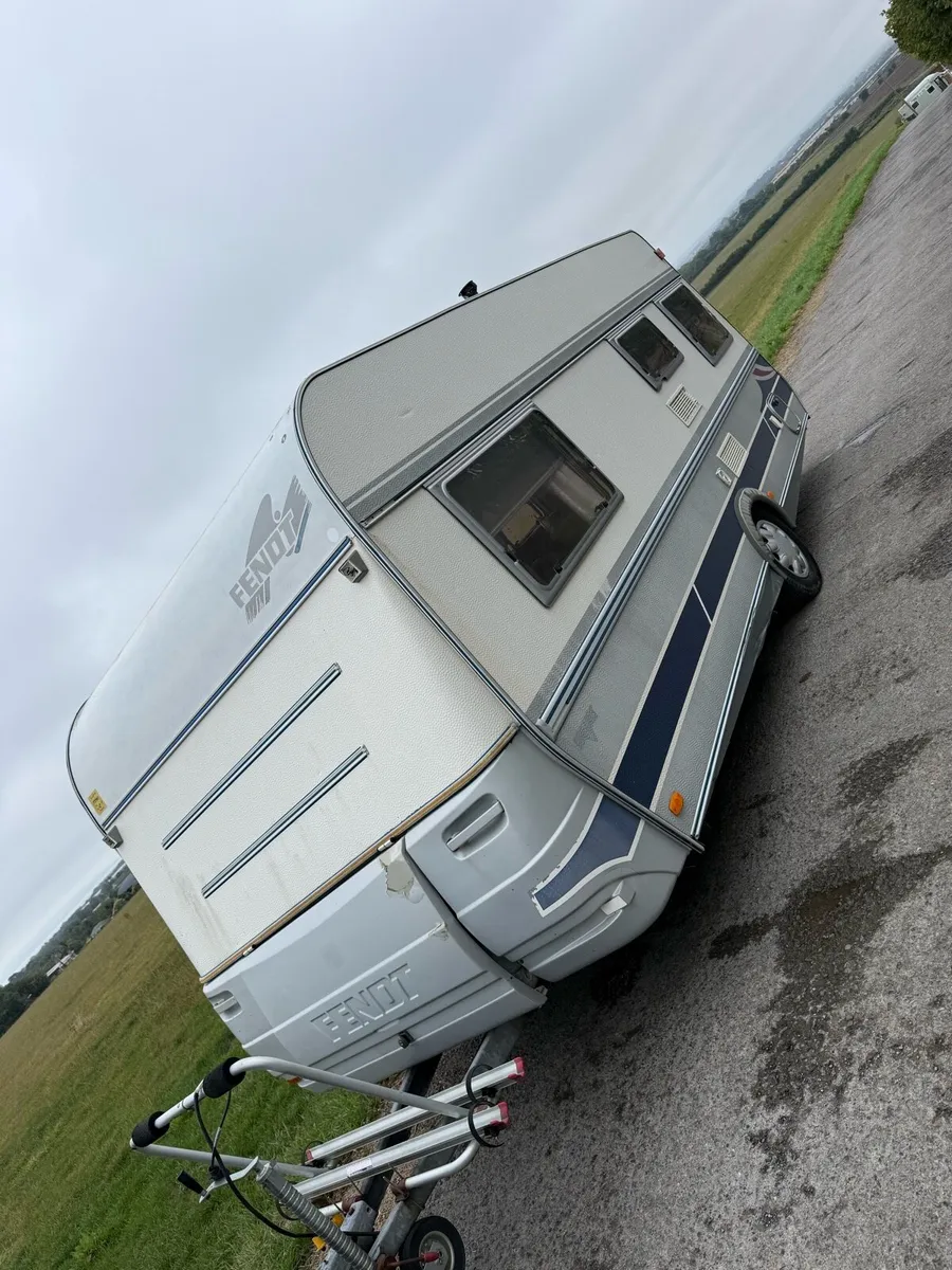 Fendt caravan want gone this week - Image 1