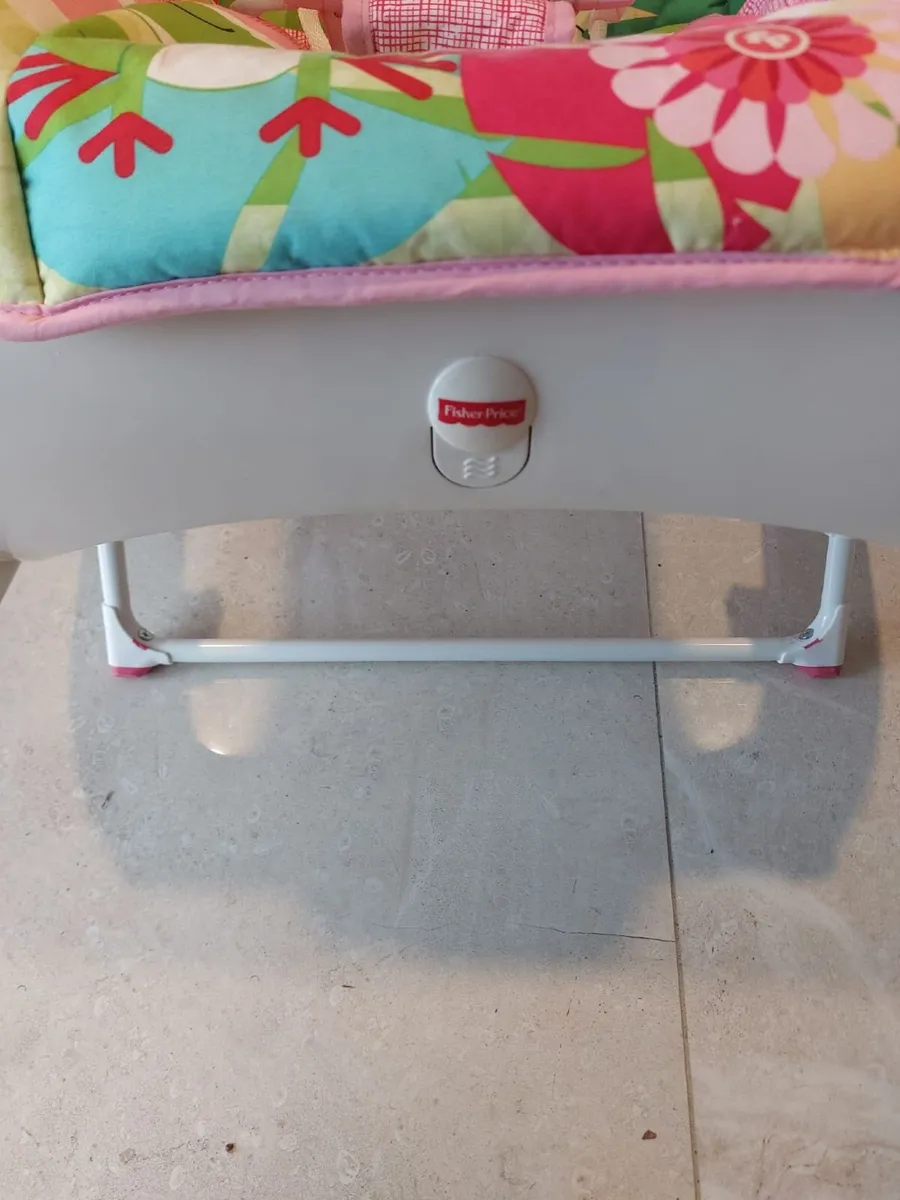 Baby rocker/seat Fisher price - Image 2