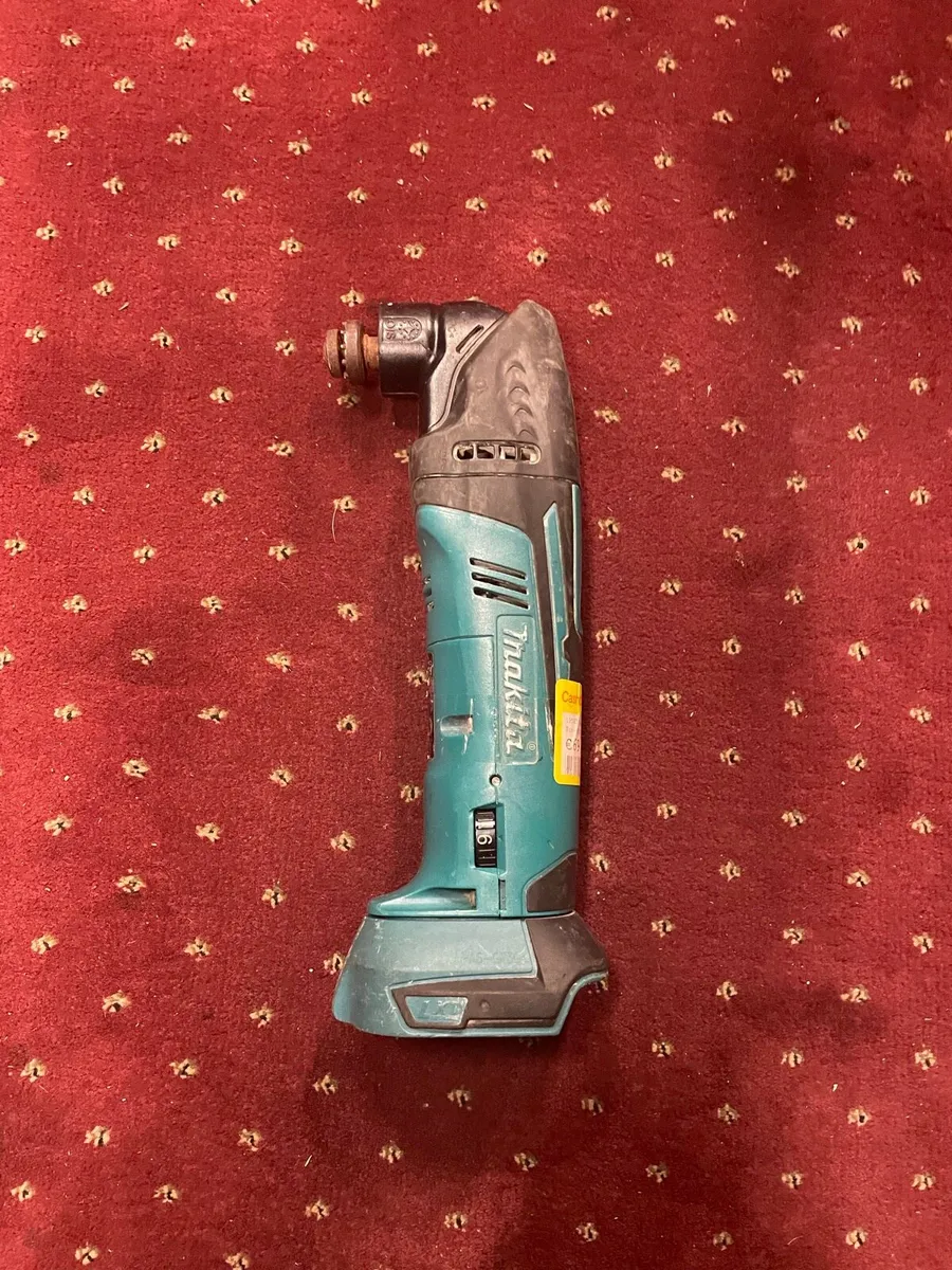 Makita DTM50 Oscillating Multi Tool - Image 1