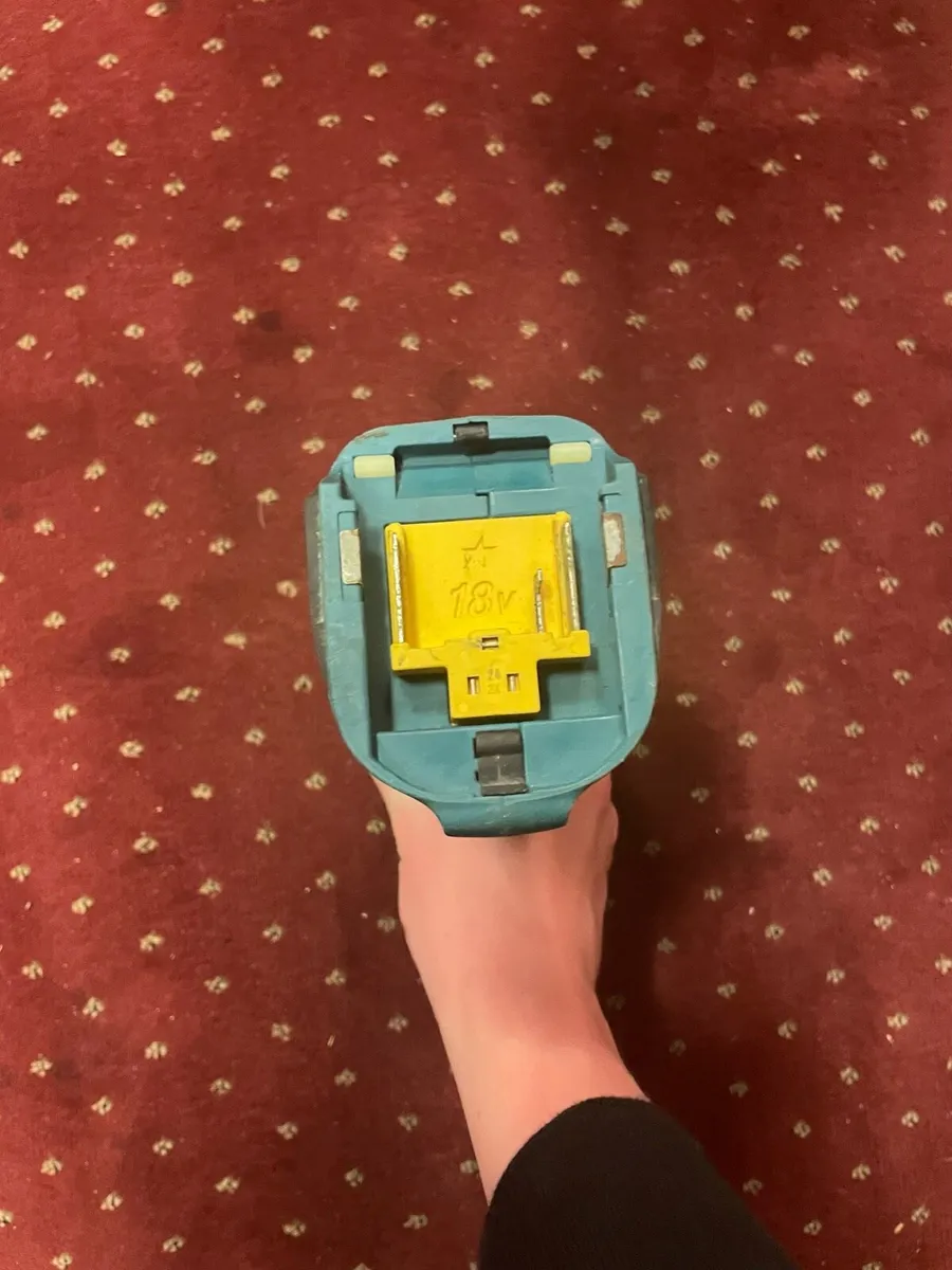 Makita DTM50 Oscillating Multi Tool - Image 4