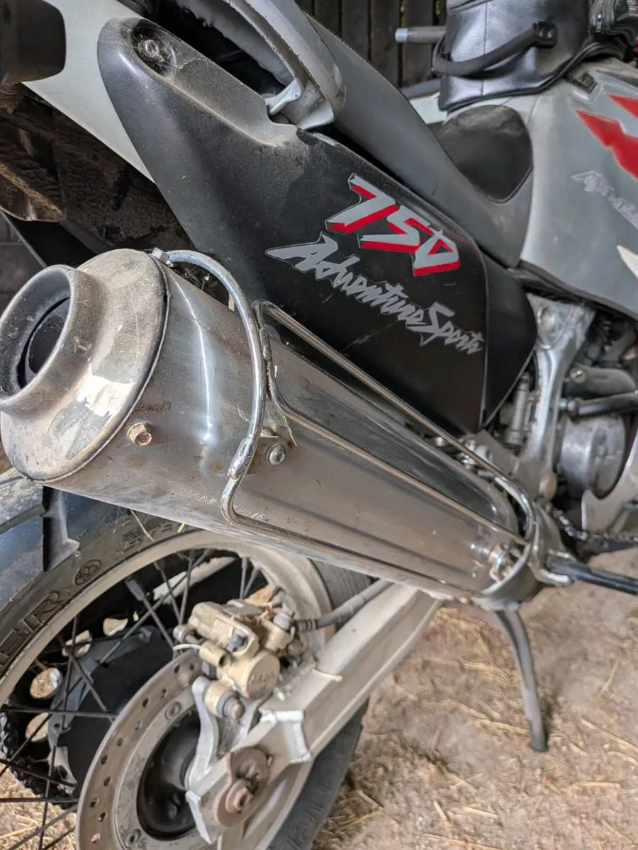 Motorbike - Image 2