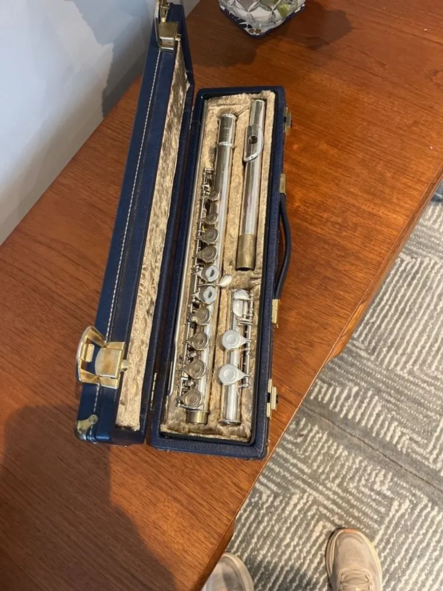 Boosey and Hawkes Emperor Flute - Image 2