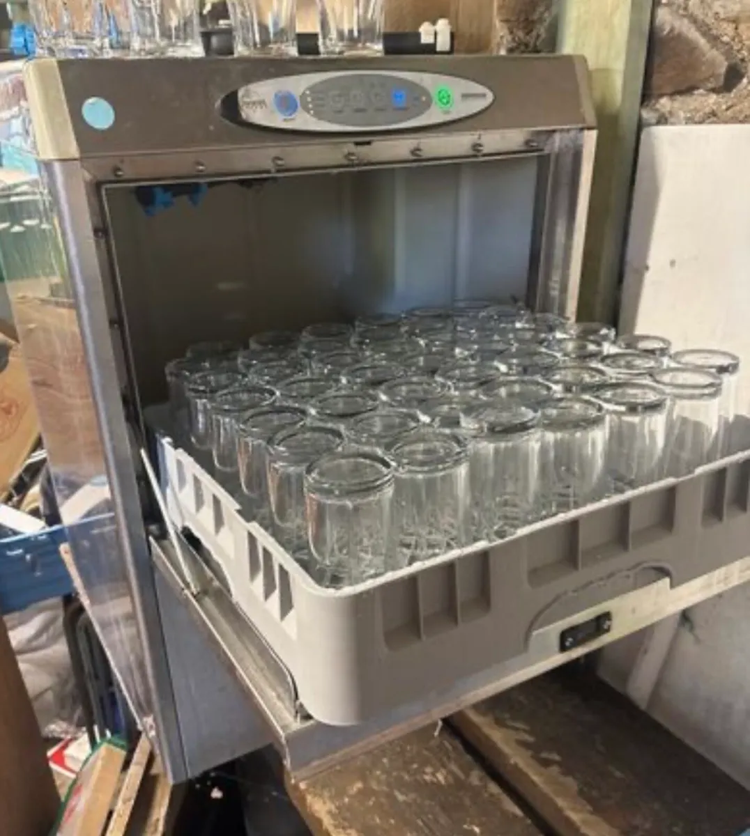 Sovereign Glasswashers - Image 3