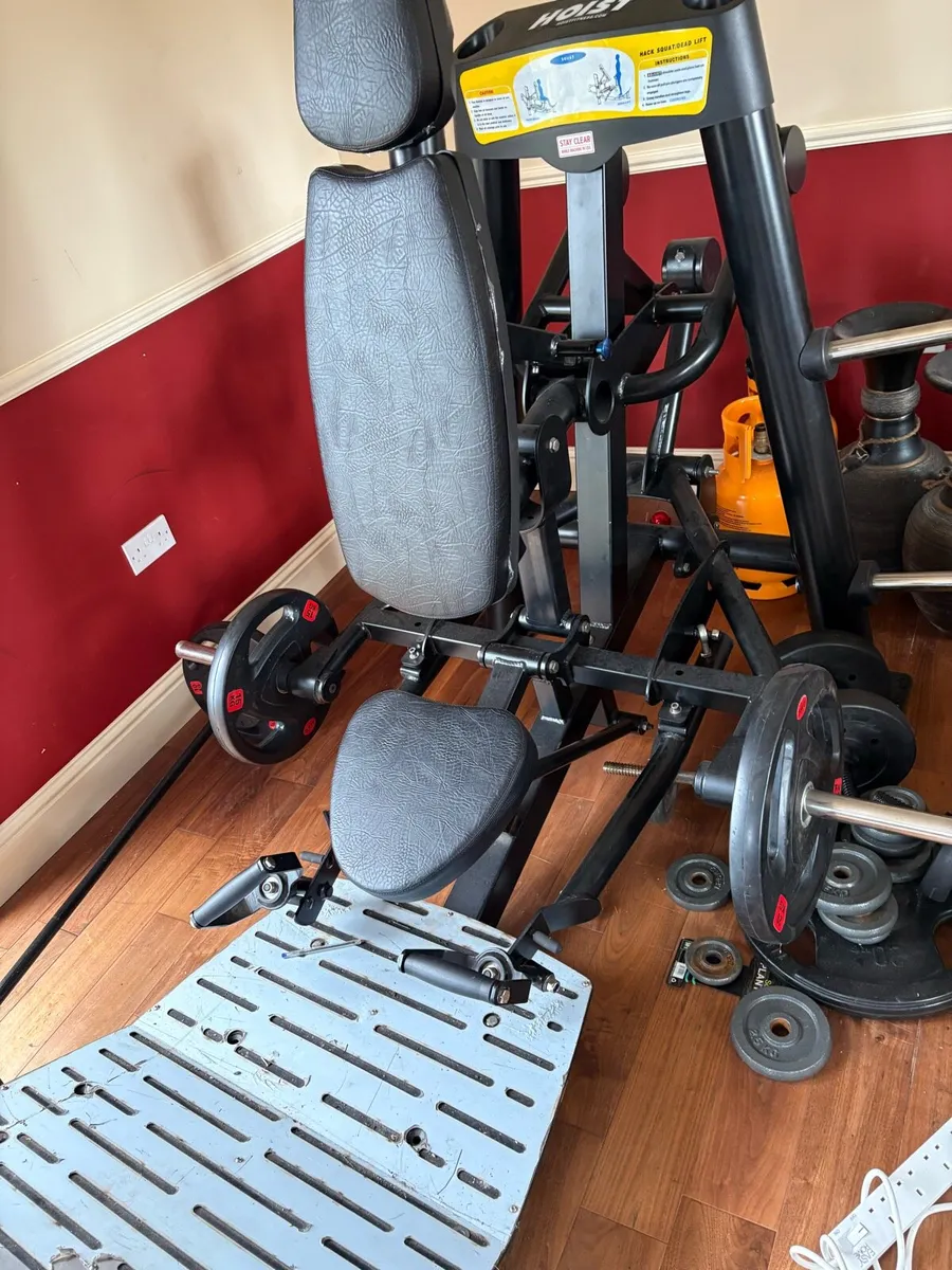 Hoist Hack squat/dead lift machine+240kg weights - Image 1