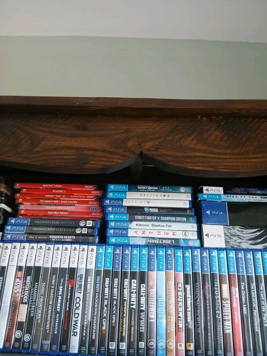 Large Bookcase/Unit - Image 3