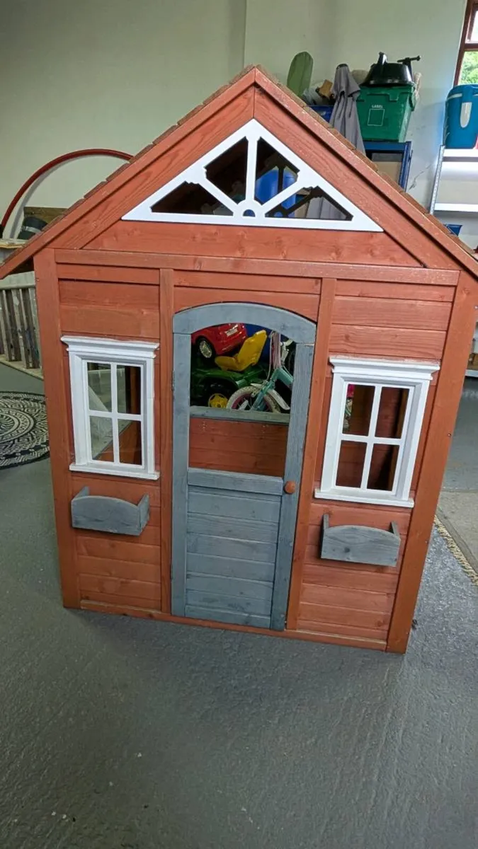 Wooden Playhouse - Free - Image 1