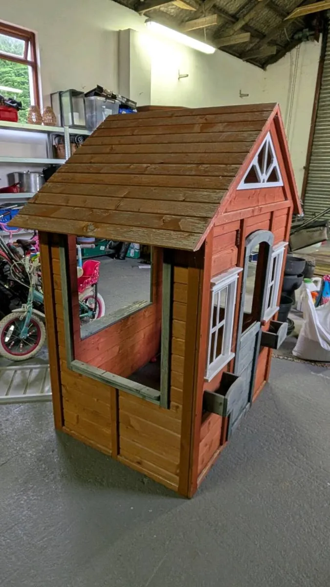 Wooden Playhouse - Free - Image 3