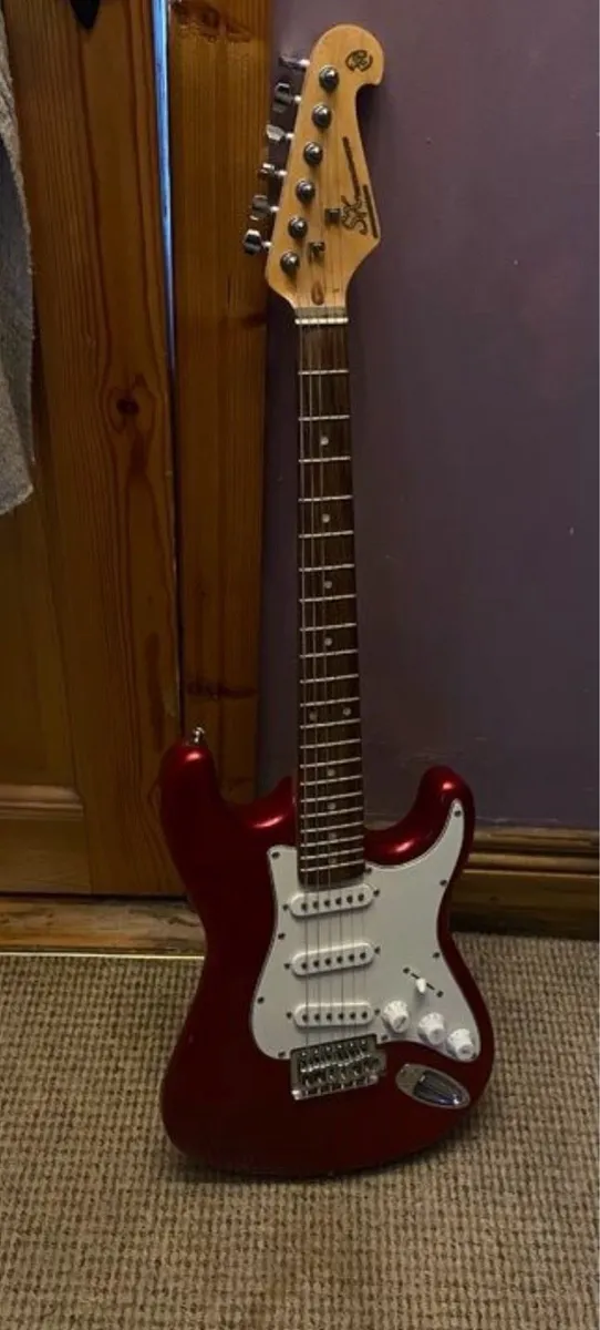 Electric guitar - Image 2