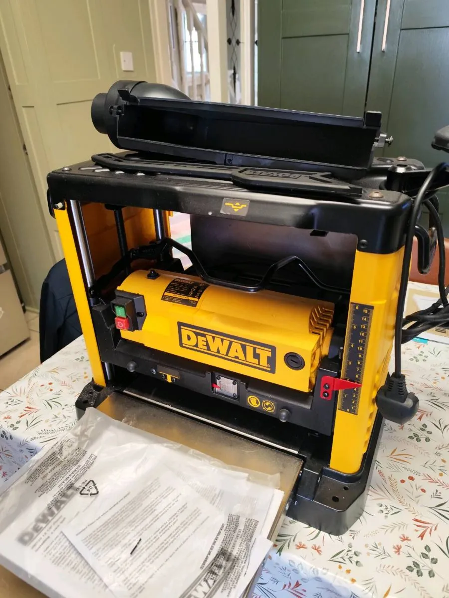 DeWalt planer thicknesser - Image 1
