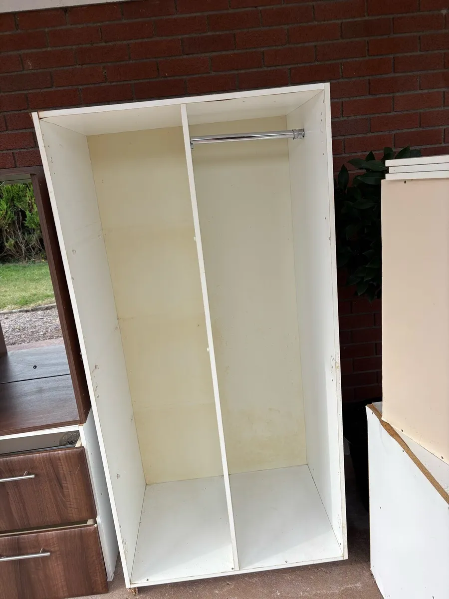 Wardrobe - Image 3
