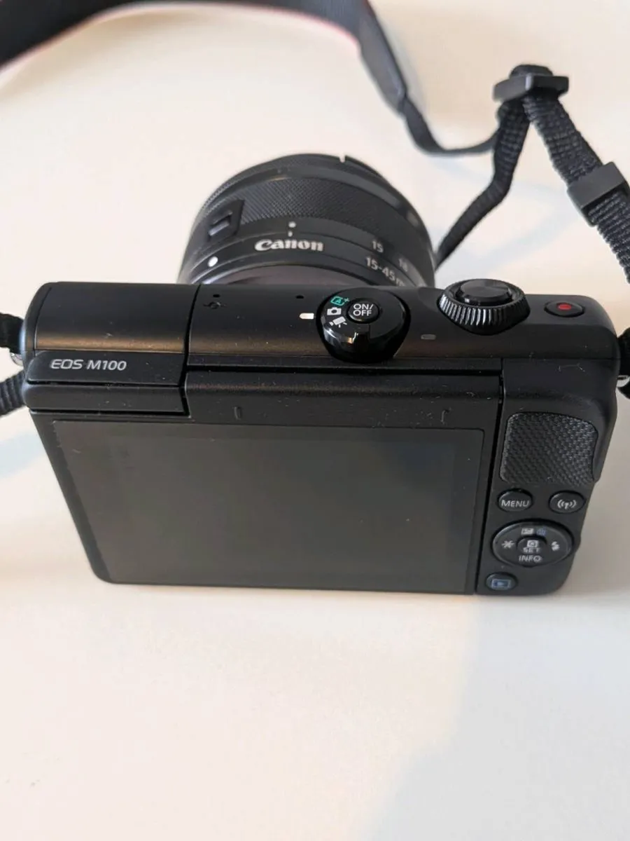 Canon M100 - Image 2